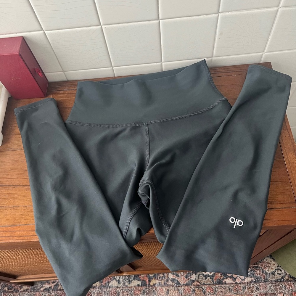 Alo Airlift High-Waist Legging Grey